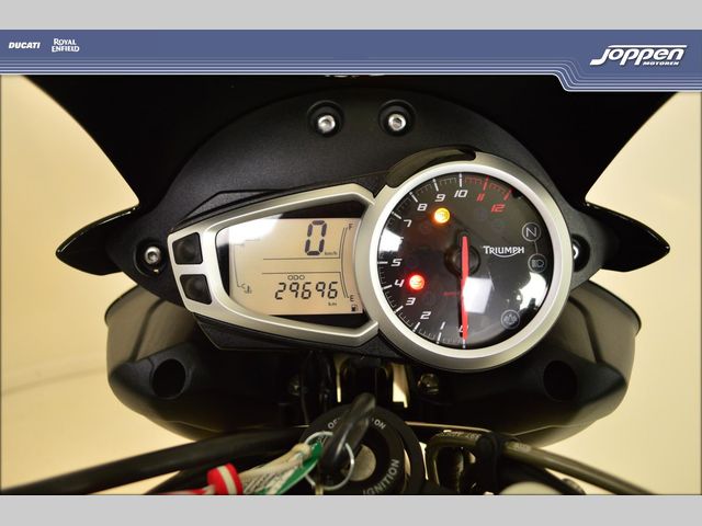 triumph - speed-triple-1050