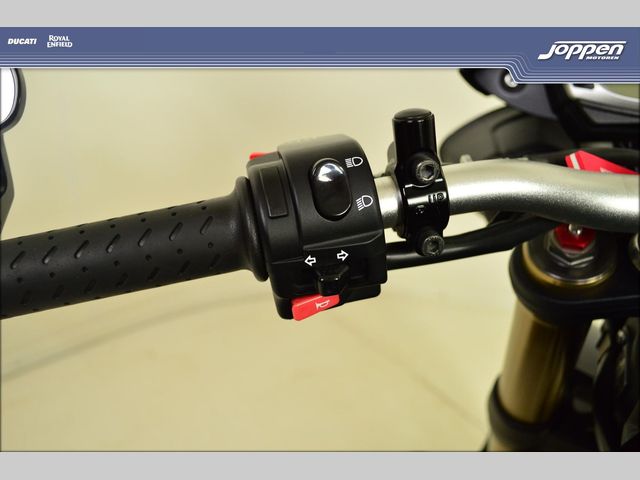 triumph - speed-triple-1050