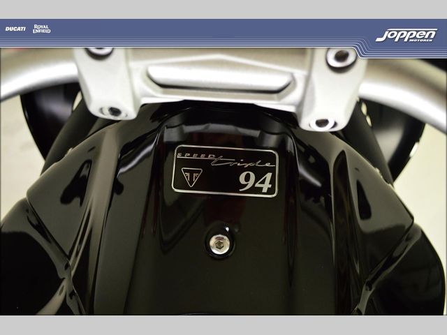 triumph - speed-triple-1050