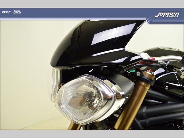 triumph - speed-triple-1050