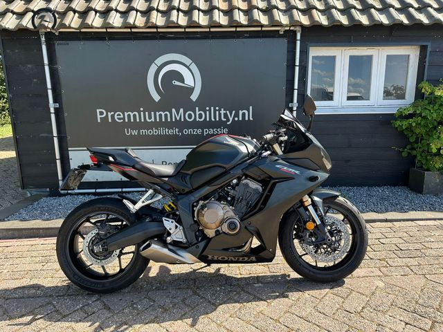 honda - cbr-650-r
