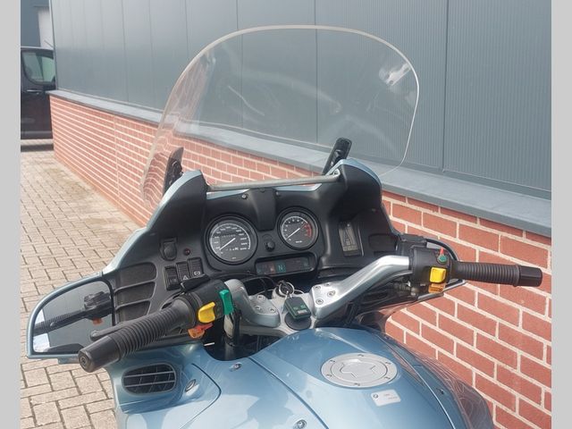 bmw - r-1100-rt