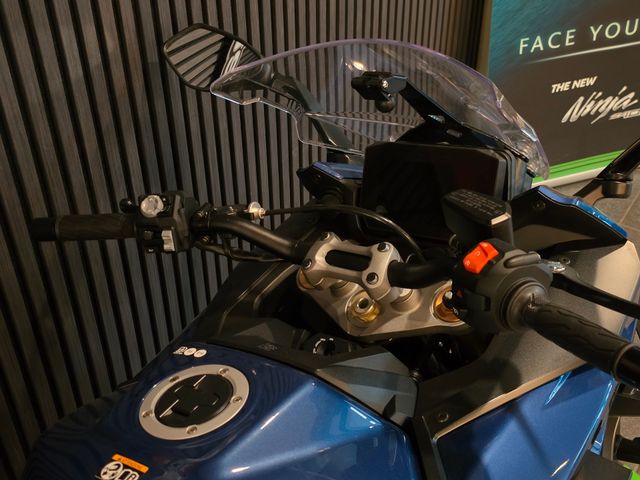 suzuki - gsx-s-1000-gt