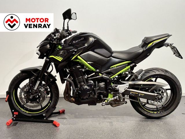 kawasaki - z900