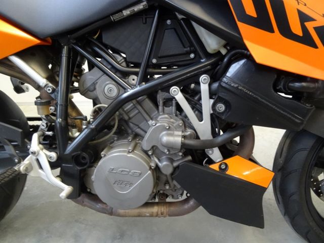 ktm - 990-super-duke