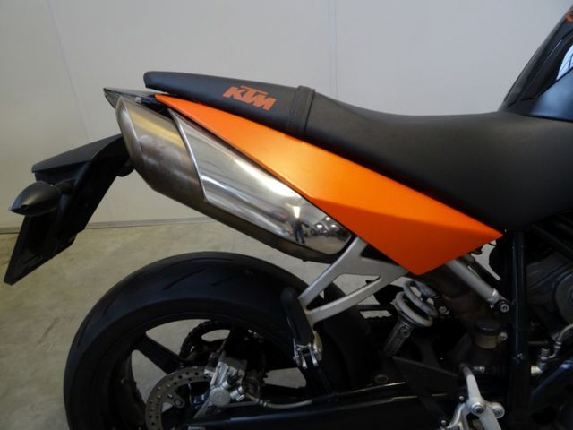 ktm - 990-super-duke
