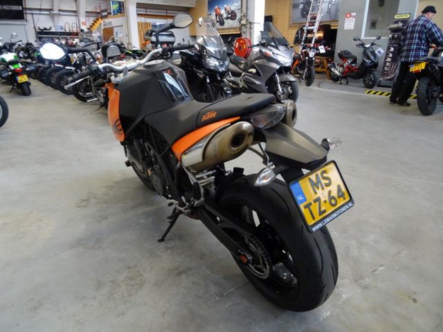 ktm - 990-super-duke