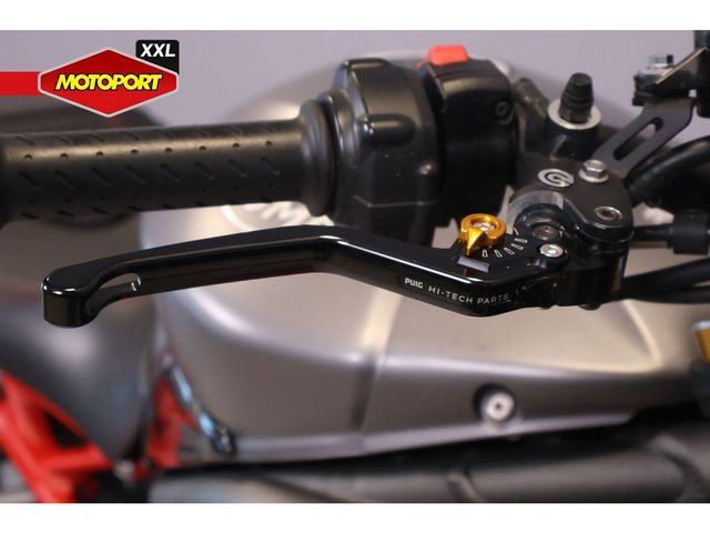 triumph - speed-triple-r