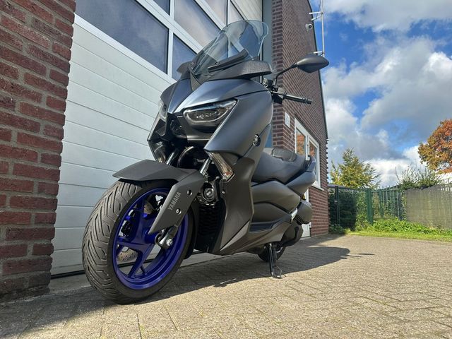 yamaha - x-max-300