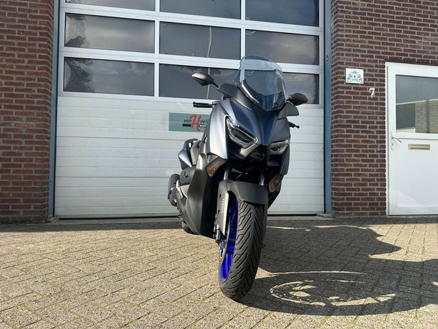 yamaha - x-max-300