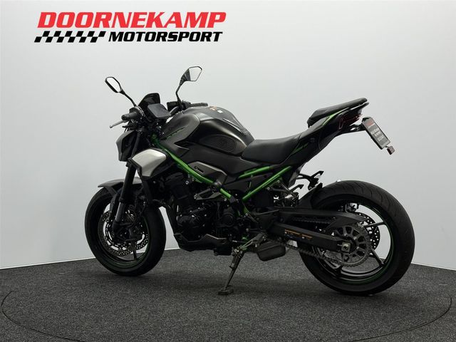 kawasaki - z900