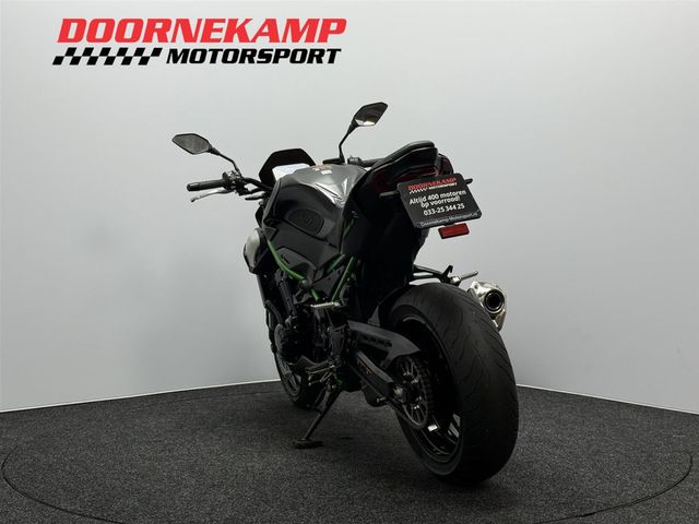 kawasaki - z900