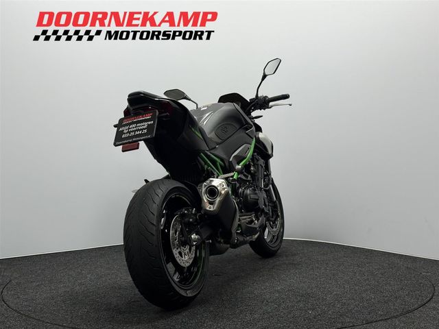 kawasaki - z900