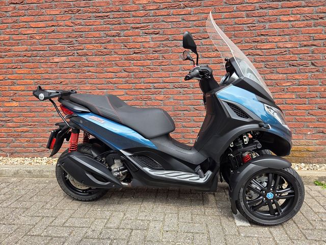 piaggio - mp3-300-hpe-sport