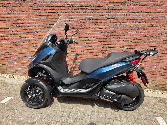 piaggio - mp3-300-hpe-sport