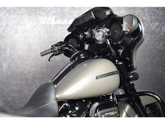 harley-davidson - street-glide-special-flhxs