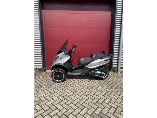piaggio - mp3-500-lt-sport