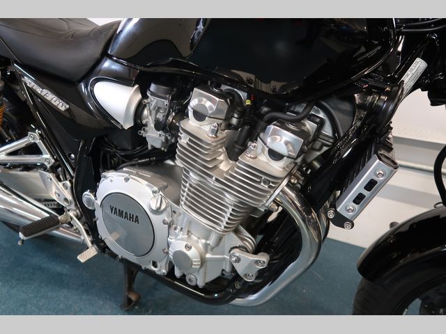 yamaha - xjr-1300