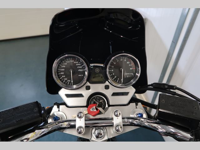 yamaha - xjr-1300