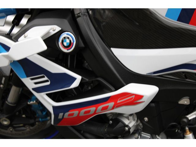 bmw - m-1000-r