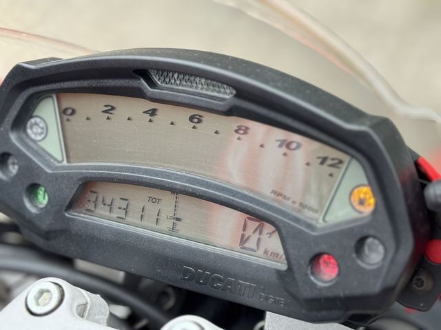 ducati - m-696