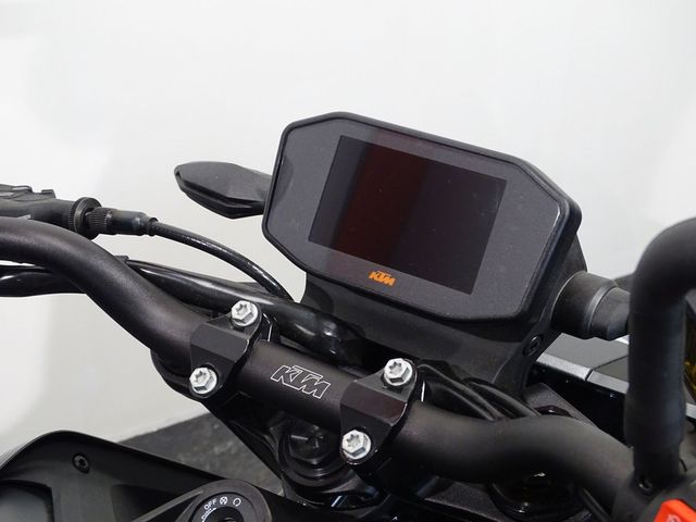 ktm - 890-duke-gp