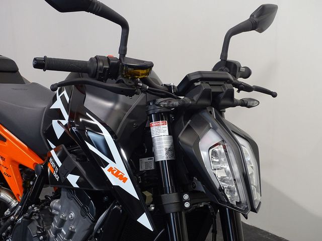 ktm - 890-duke-gp