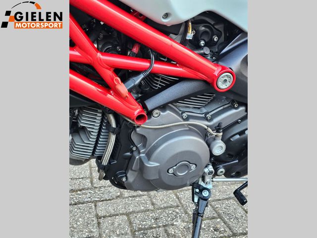 ducati - m-796