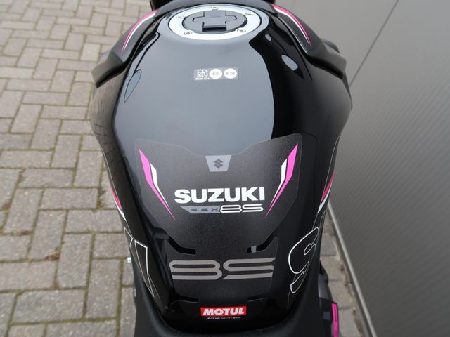 suzuki - gsx-8s