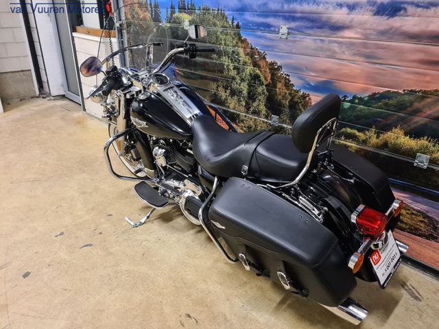 harley-davidson - road-king-classic-flhrc