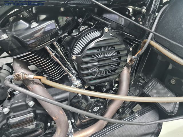 harley-davidson - road-king-classic-flhrc