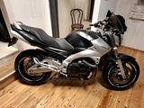 SUZUKI GSR 600