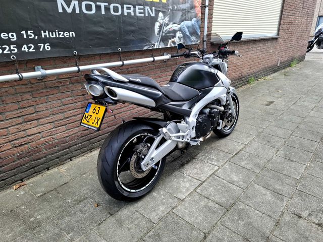 suzuki - gsr-600