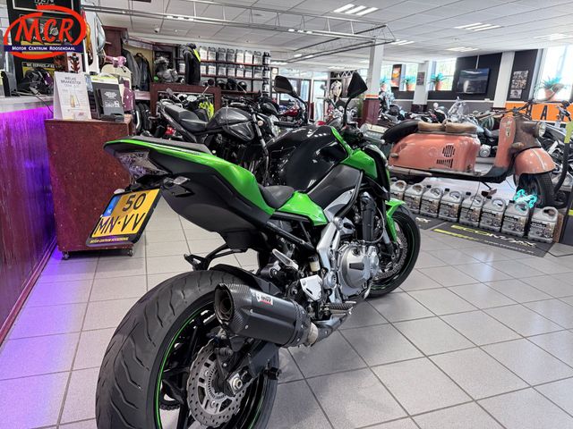 kawasaki - z900