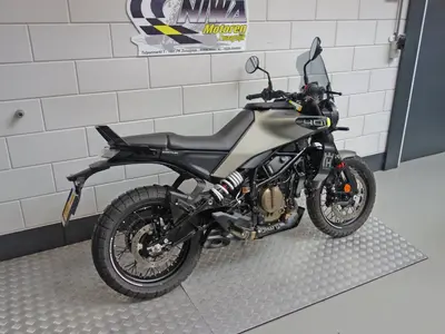 HUSQVARNA SVARTPILEN 401 – foto 3