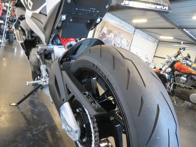 aprilia - rs-660