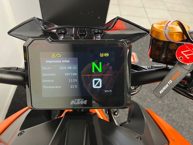 ktm - 1290-super-duke-r