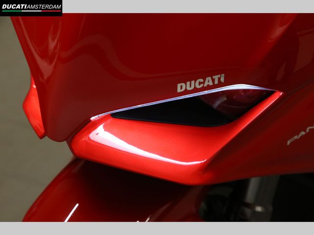ducati - panigale-v4