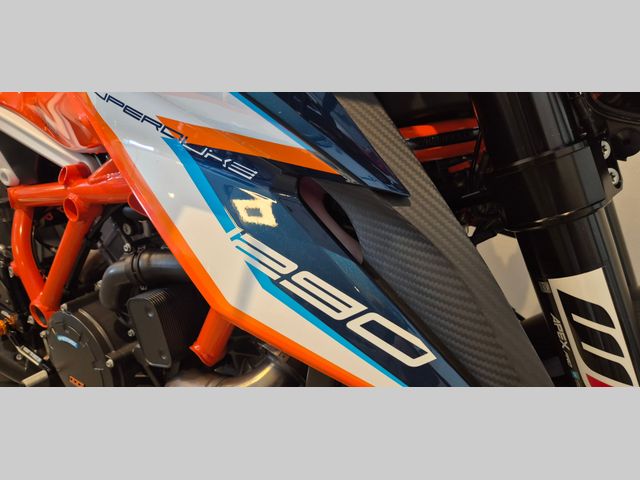 ktm - 1290-super-duke-rr