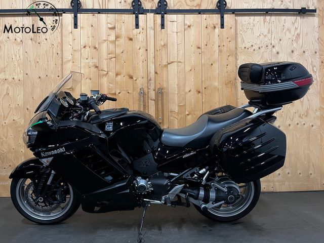 kawasaki - gtr-1400