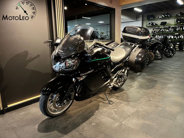 kawasaki - gtr-1400