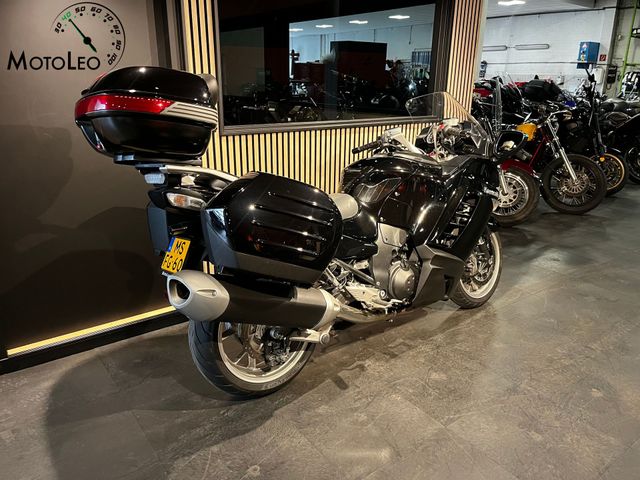 kawasaki - gtr-1400