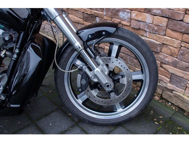 harley-davidson - v-rod-muscle-vrscf