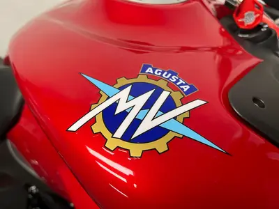MV AGUSTA TURISMO VELOCE R – foto 2