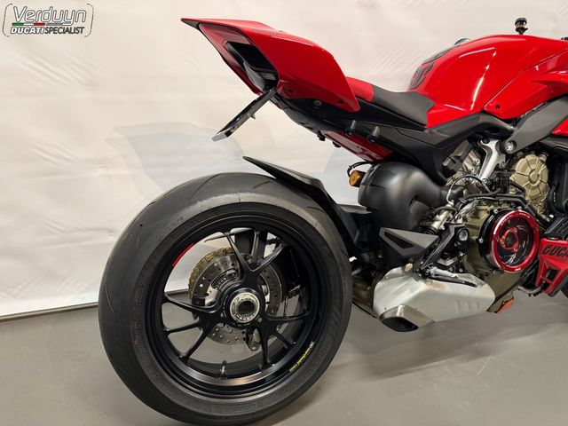 ducati - streetfighter-v4s