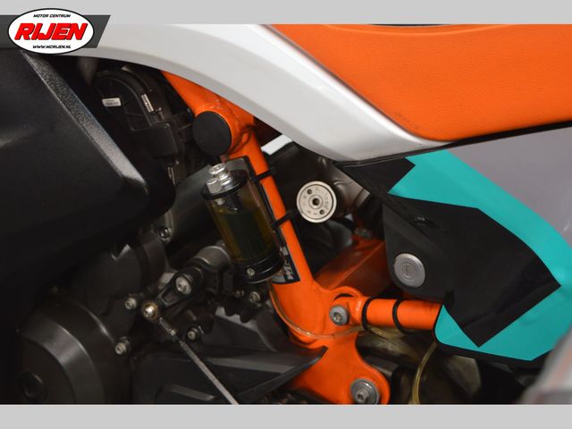 ktm - 790-adventure-r