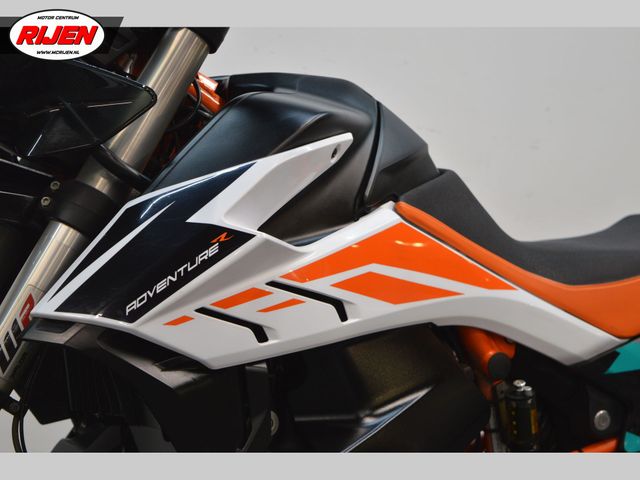 ktm - 790-adventure-r