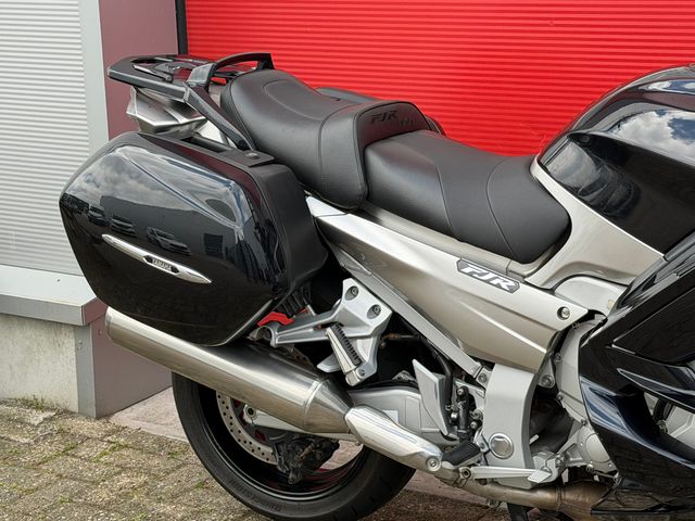 yamaha - fjr-1300