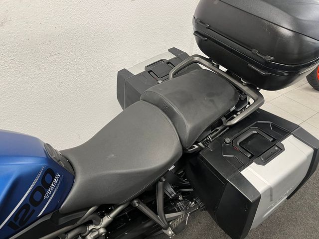 triumph - tiger-explorer