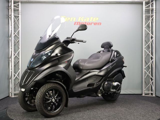 piaggio - mp3-400